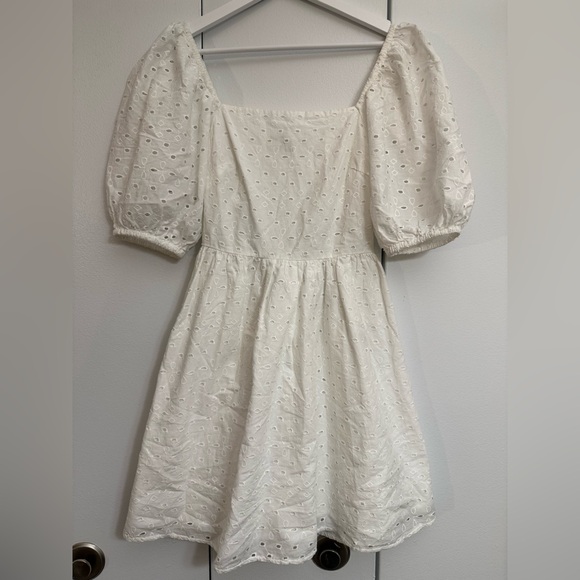 A New Day Mini White Dress Puffy Sleeves Open Back Size XS - Picture 1 of 6